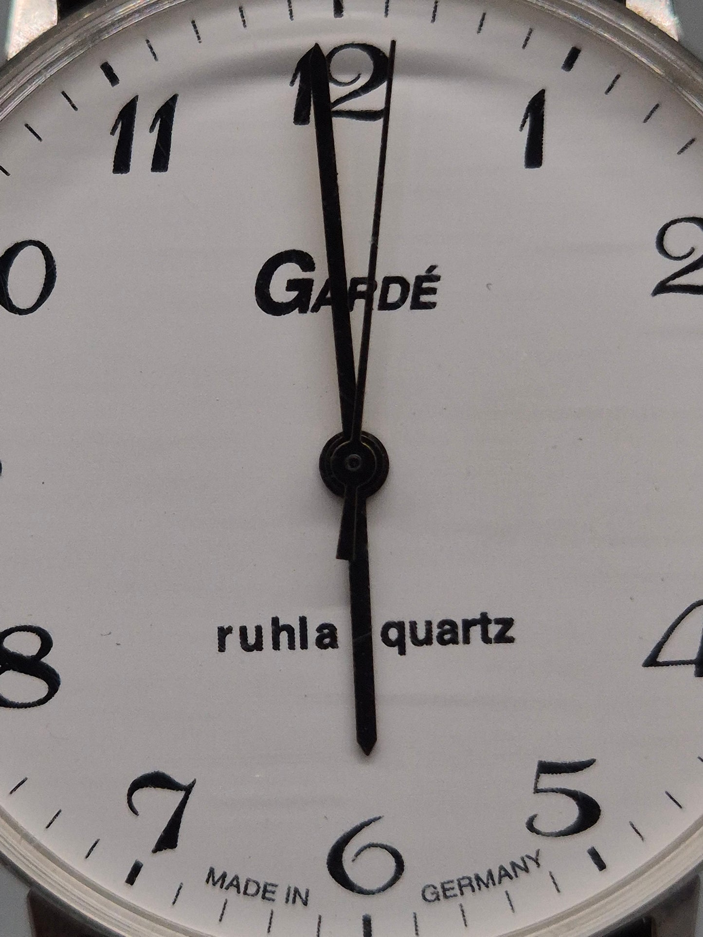 Gardé Herren Uhr – Klassisches Design „Made in Germany“