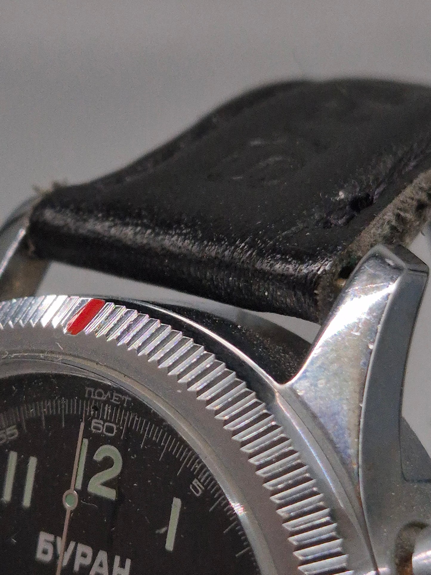 Buran Herren Uhr – Mechanischer Flugchronograph mit Leuchtziffern