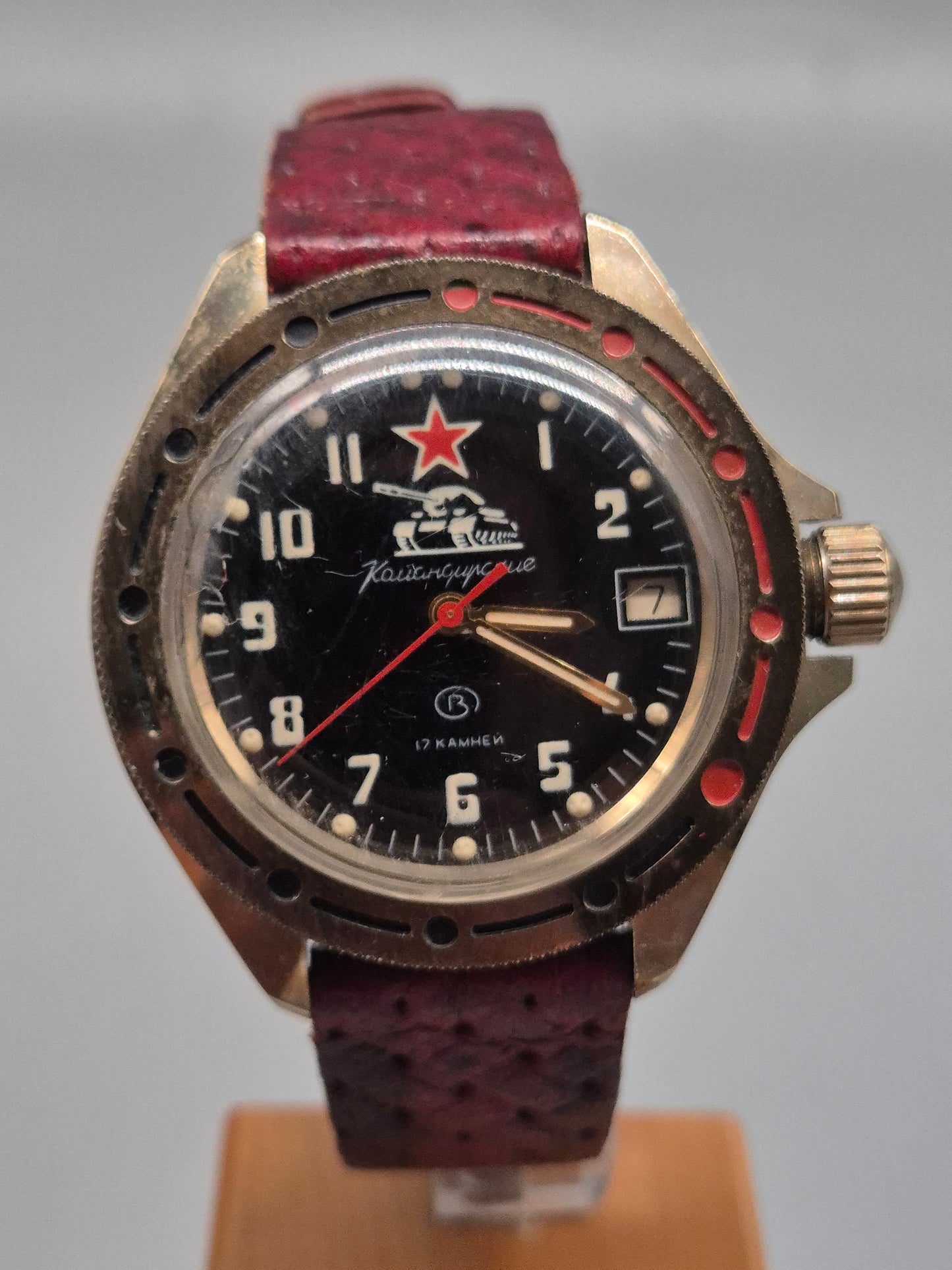 Vostok Komandirskie Herren Uhr – Russischer Militäruhren-Klassiker