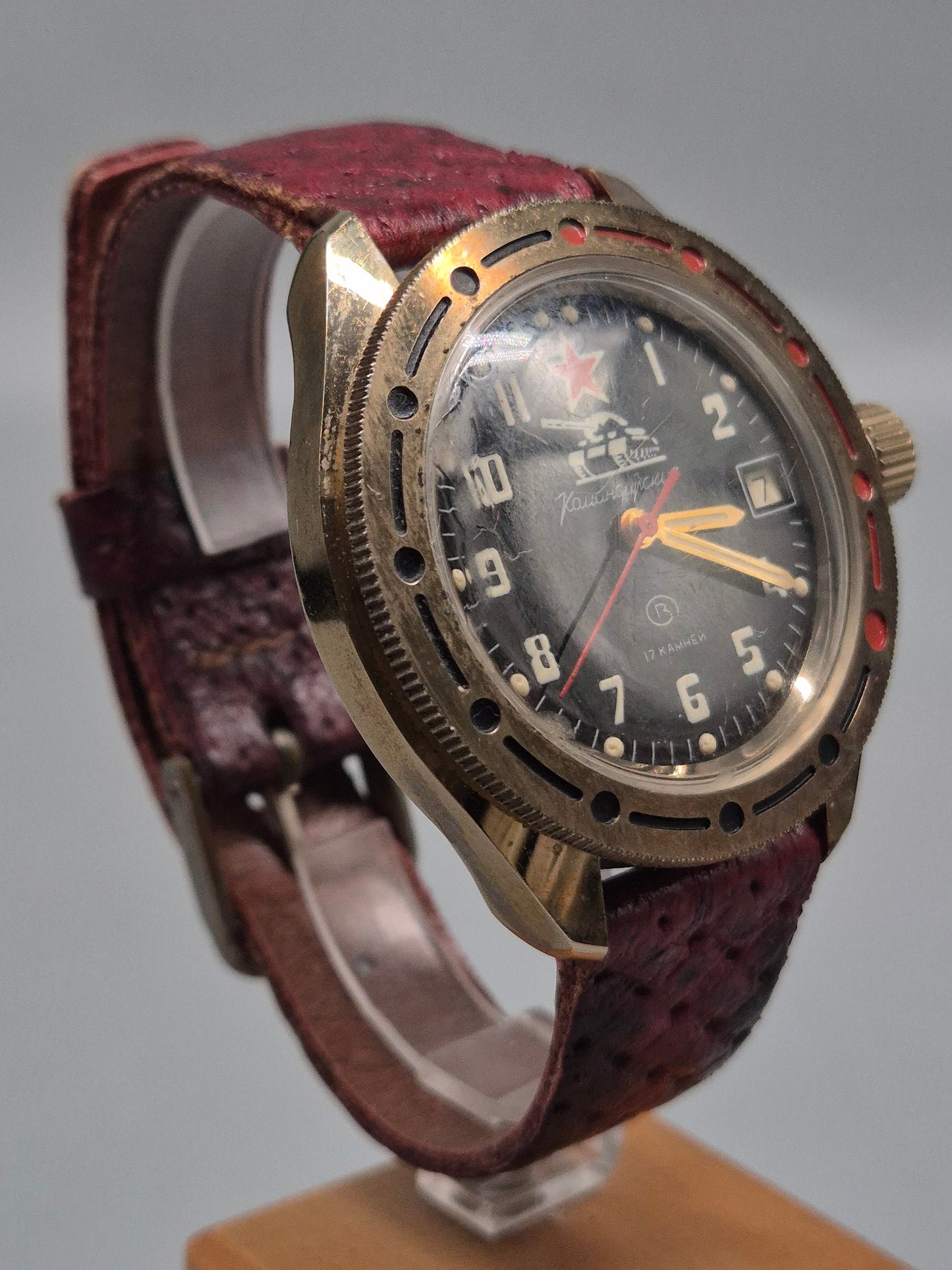 Vostok Komandirskie Herren Uhr – Russischer Militäruhren-Klassiker