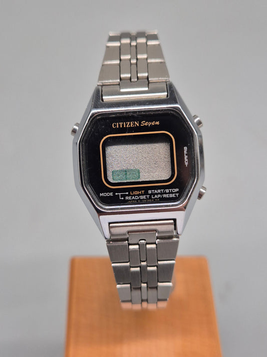 Citizen Seven Vintage Digital Uhr – Chronograph & Alarm, Japanische Quartz