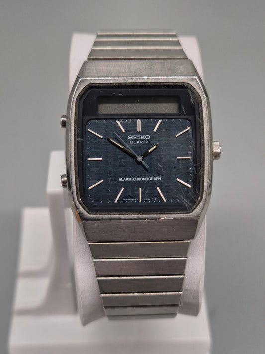 Seiko H557‑503A Vintage Alarm‑Chronograph – Analoge Uhr mit LCD‑Display