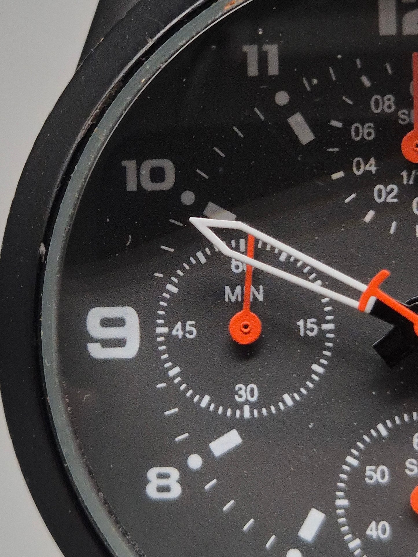 Ascot Chronograph Herren Uhr – Schwarzes Design mit sportlichen Akzenten