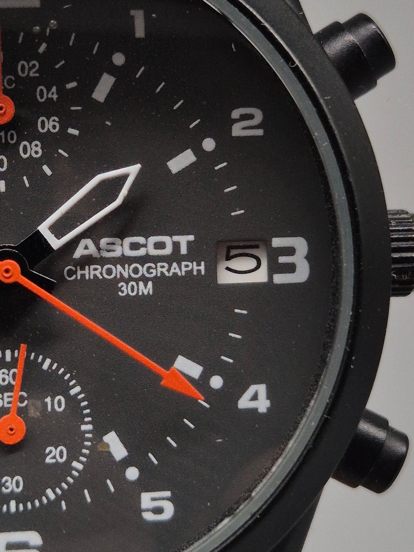 Ascot Chronograph Herren Uhr – Schwarzes Design mit sportlichen Akzenten