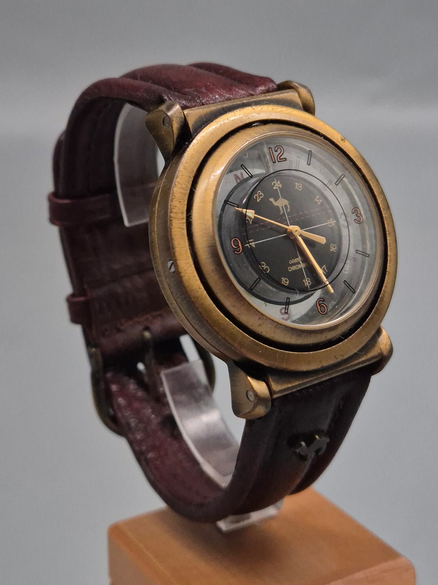 Camel Trophy Herren Uhr – Vintage Chronometer mit Kompass-Rückseite