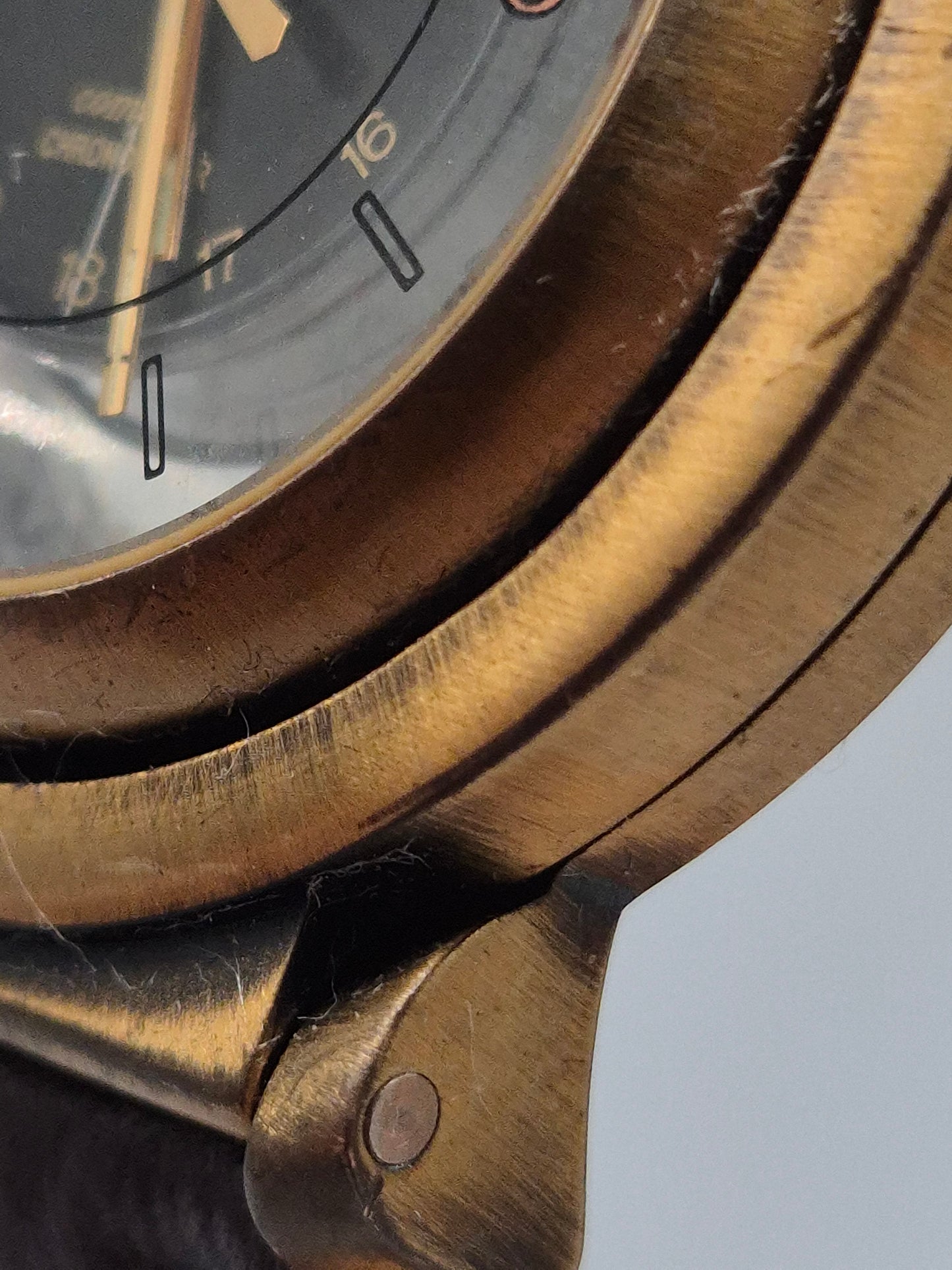 Camel Trophy Herren Uhr – Vintage Chronometer mit Kompass-Rückseite