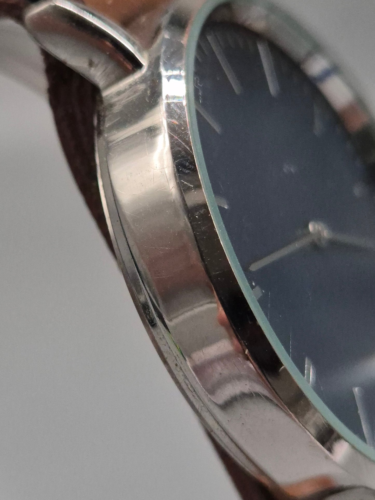 Krontaler Herren Uhr – Dunkelblaues Zifferblatt mit Lederarmband