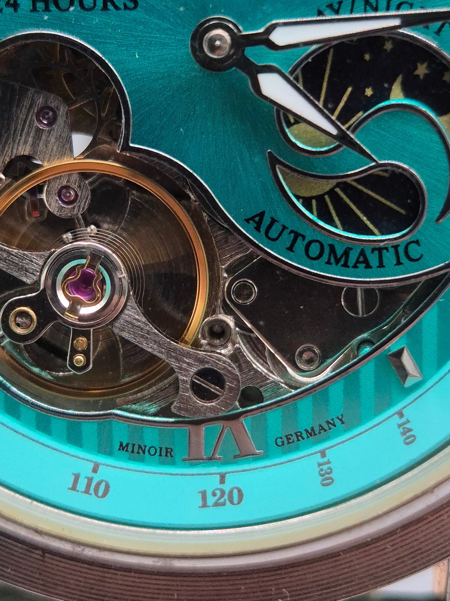 Minoir Herren Uhr – Automatik mit Sichtmechanik & Tag-Nacht-Anzeige