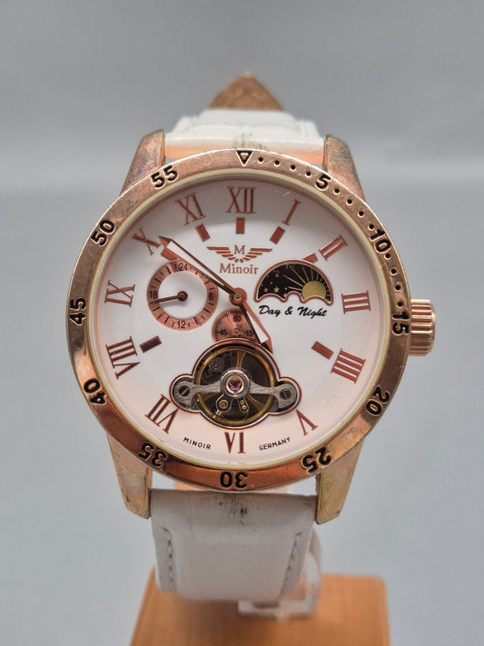 Minoir Herren Uhr – Roségold Automatik mit Sichtwerk & Day-Night-Anzeige