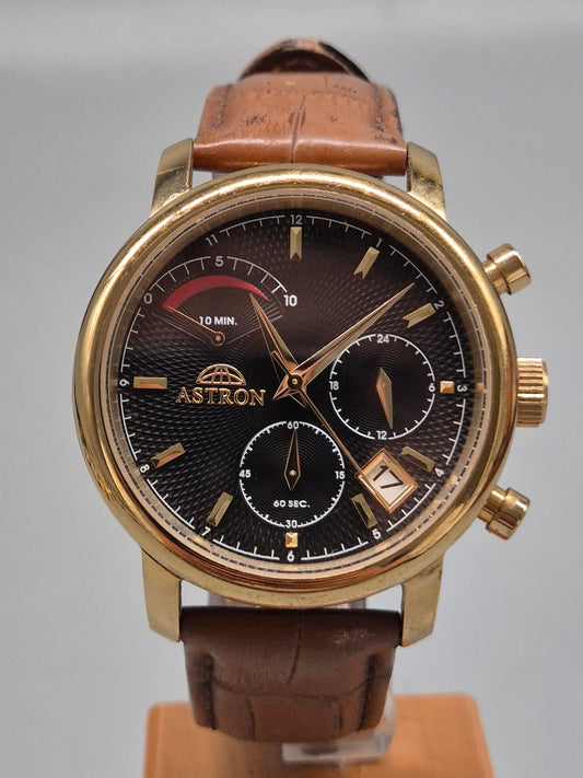 Astron Herren Uhr – Goldfarbene Quarzuhr mit Multifunktionsanzeige