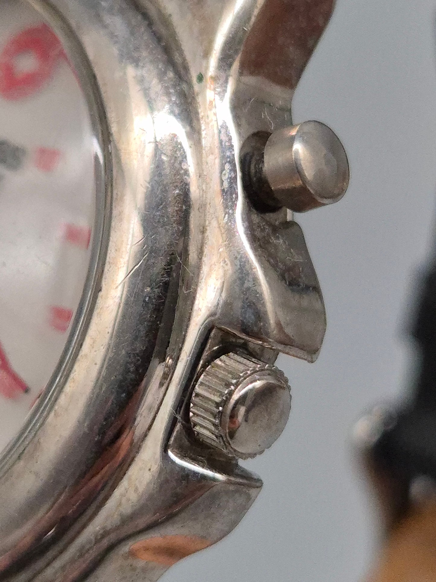 Robuste Swiss Army Quarz Herren Uhr – Militärischer Klassiker