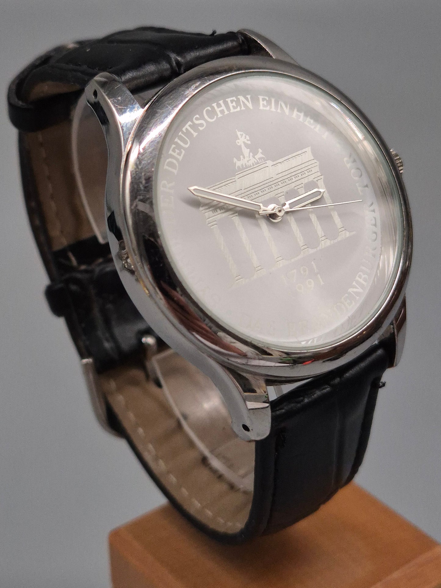 Brandenburger Tor Gedenk Uhr – Symbol deutscher Einheit (1791–1991)