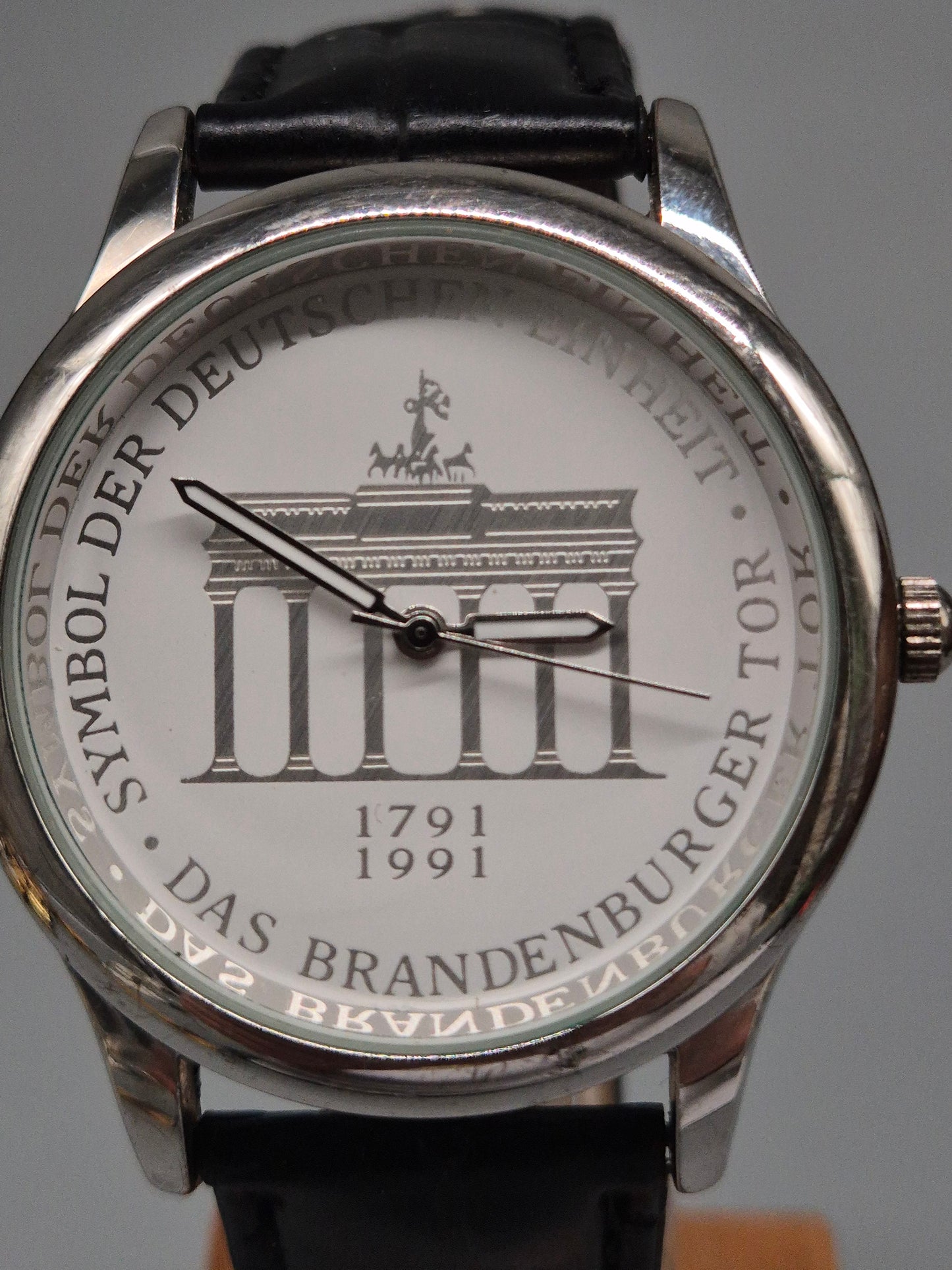 Brandenburger Tor Gedenk Uhr – Symbol deutscher Einheit (1791–1991)