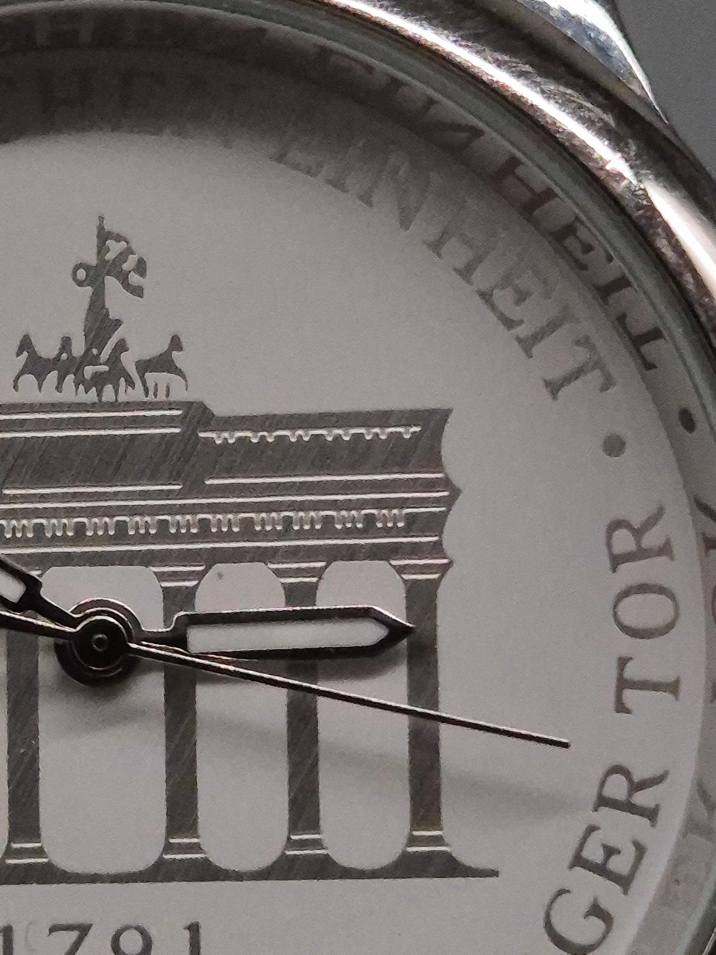 Brandenburger Tor Gedenk Uhr – Symbol deutscher Einheit (1791–1991)
