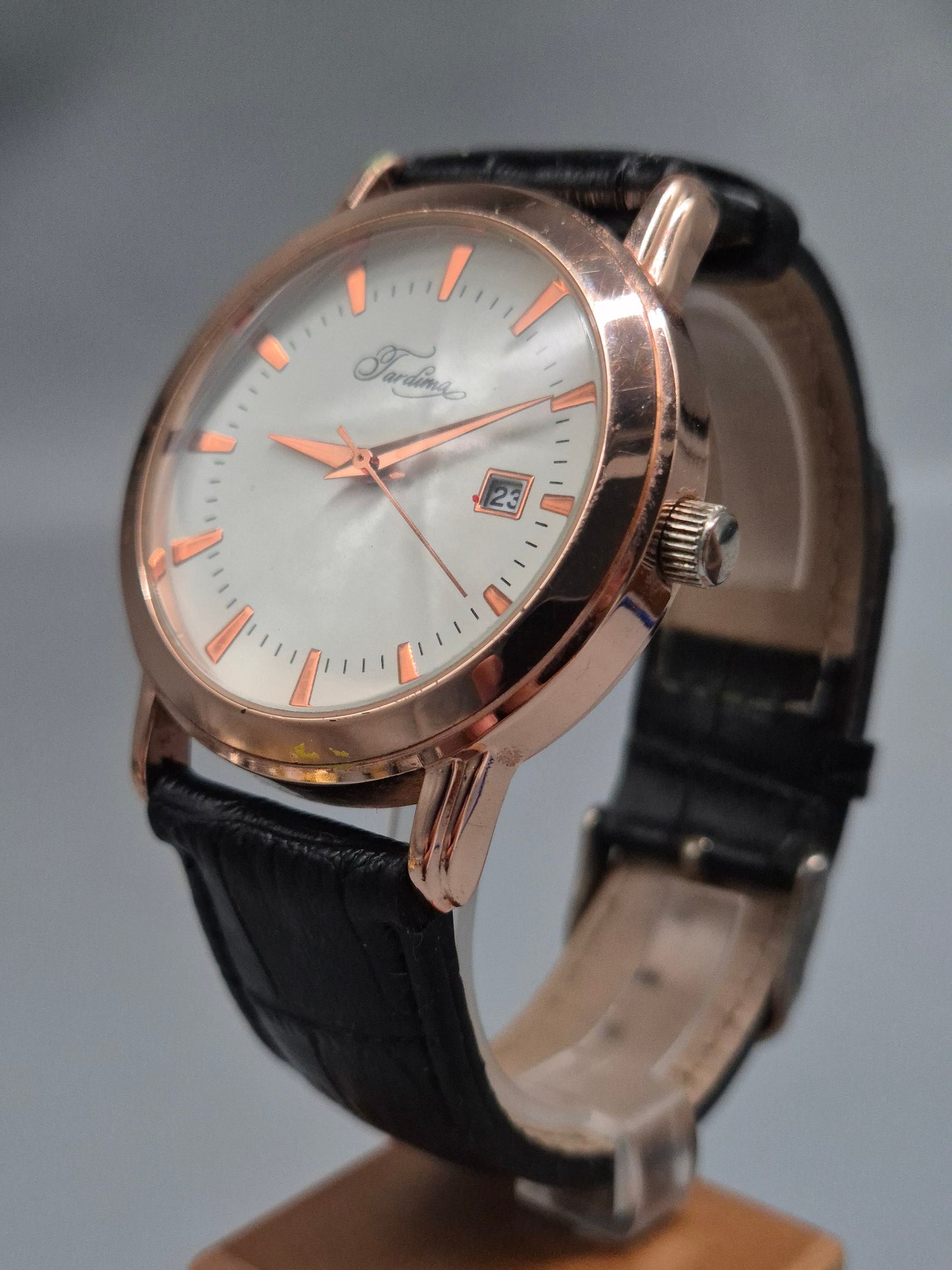 Tardima Herren Uhr – Roségoldenes Gehäuse mit Echtlederarmband
