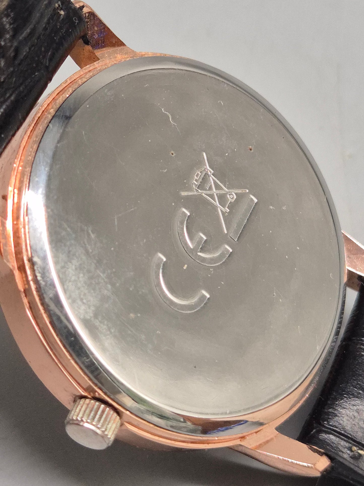 Tardima Herren Uhr – Roségoldenes Gehäuse mit Echtlederarmband