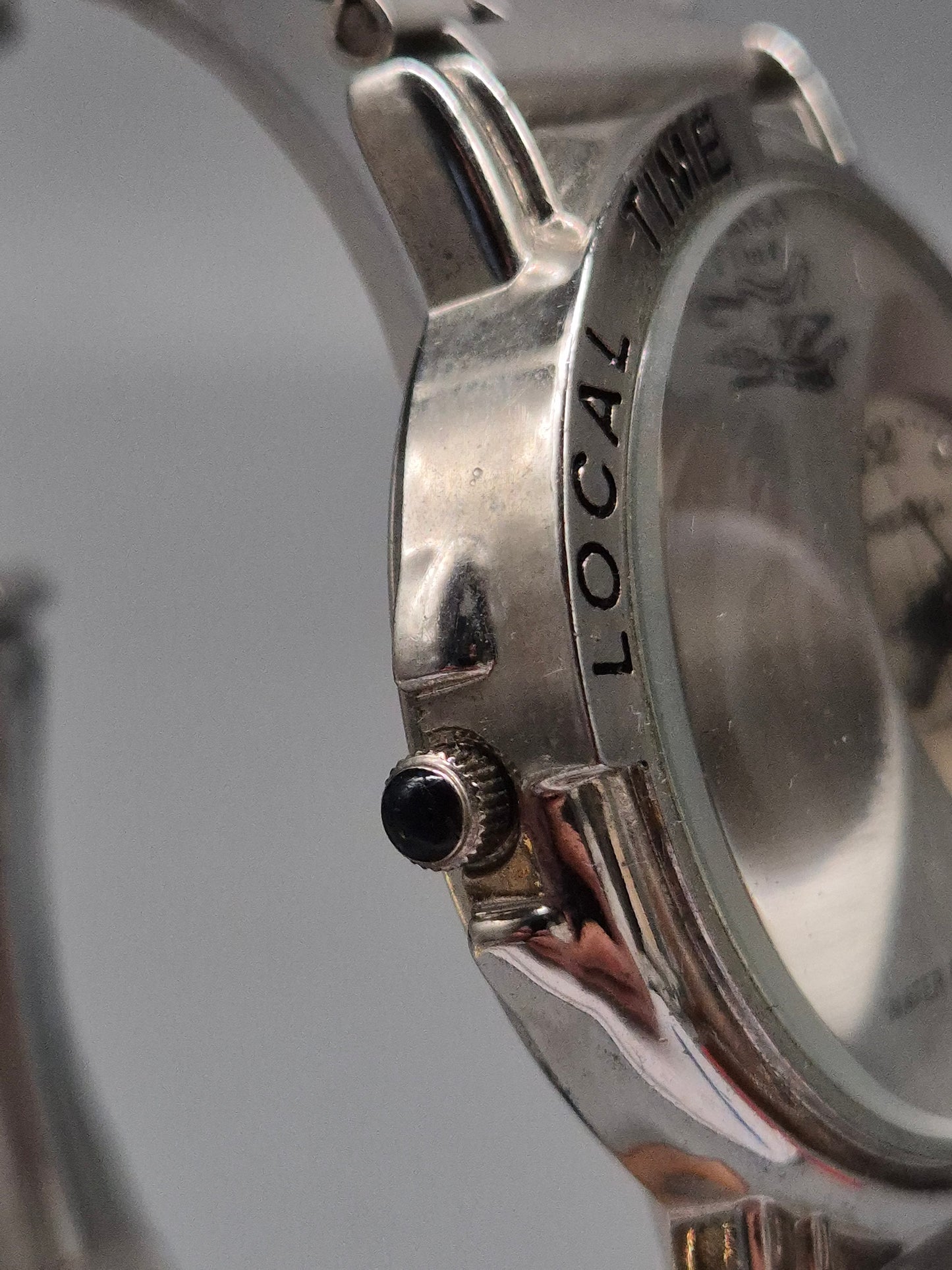 America Time Herren Uhr – Dualzeit mit Edelstahlband