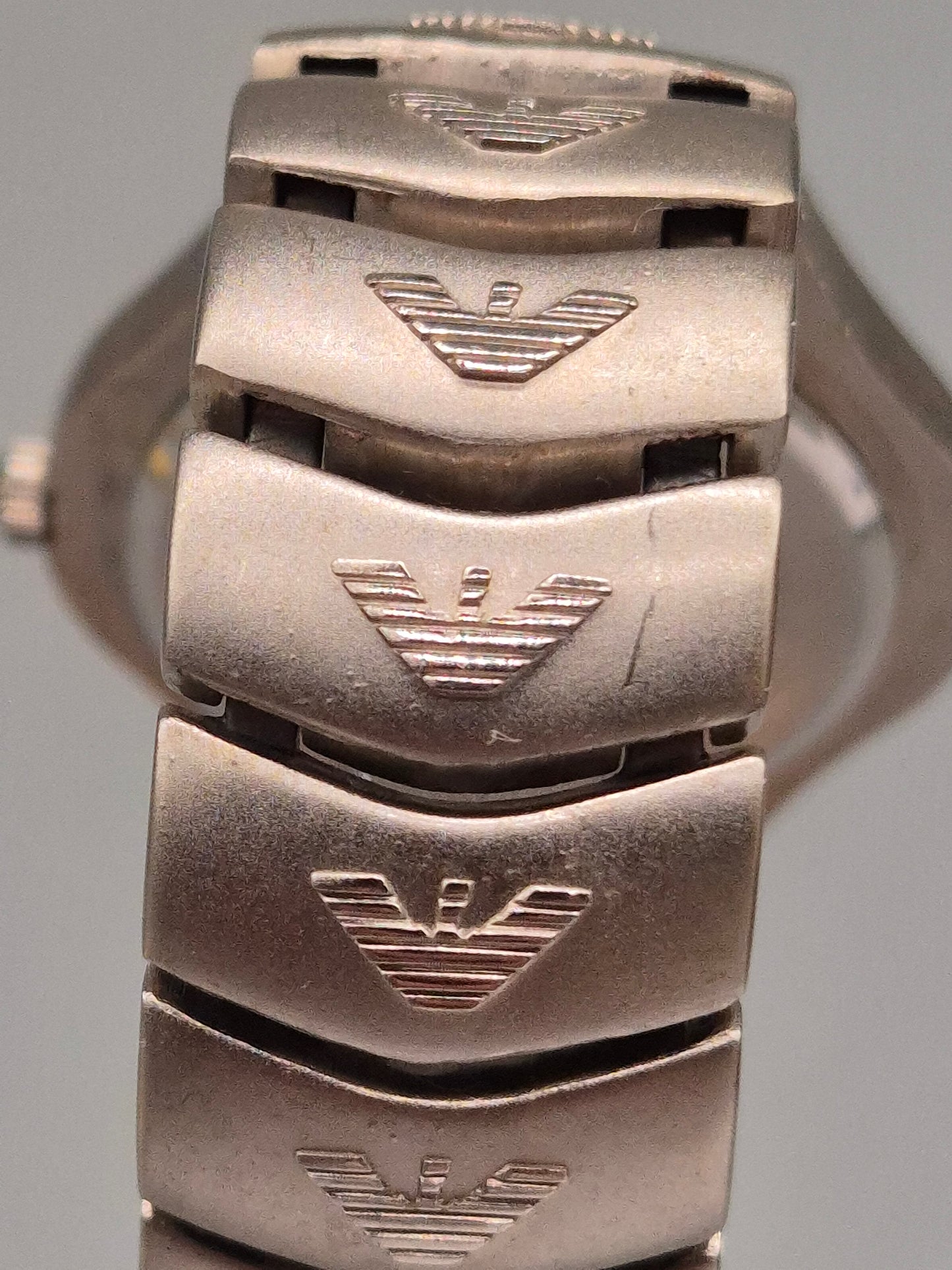 Giorgio Armani Herren Uhr – Edelstahl mit schwarzem Zifferblatt