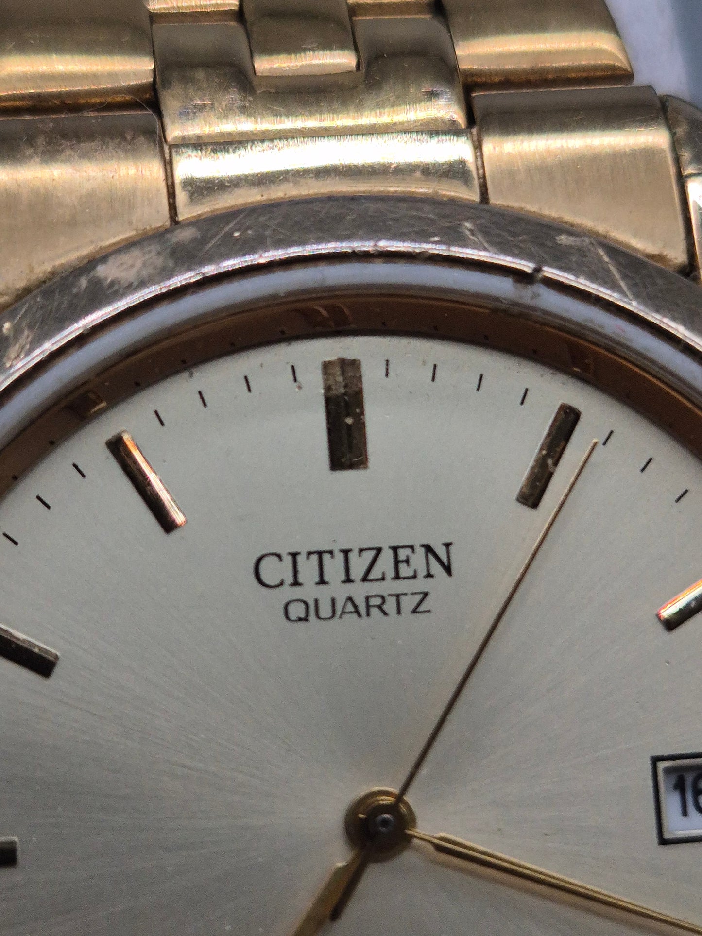 Citizen Herren Uhr – Gold‑Tone Quarz mit Datum, Vintage 5510er Serie