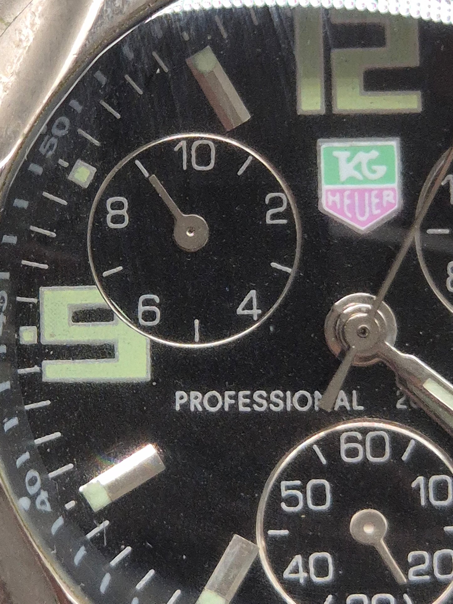 Elegante TAG Heuer Professional 200 Meters Chronograph Herren Uhr