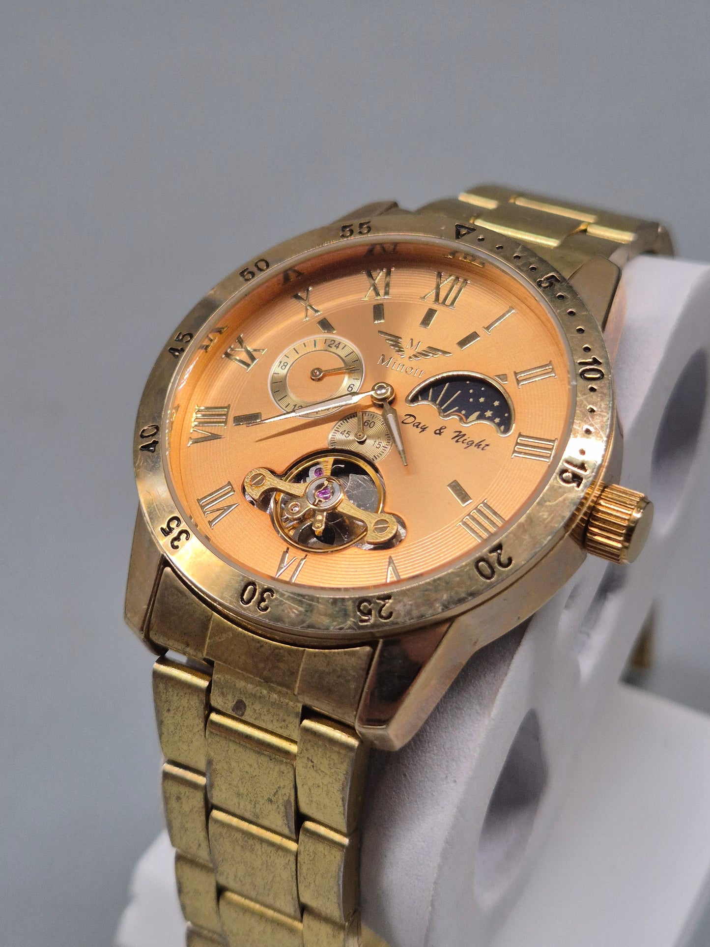 Goldfarbene Minoir Herren Uhr – Automatik mit Tag‑Nacht-Anzeige