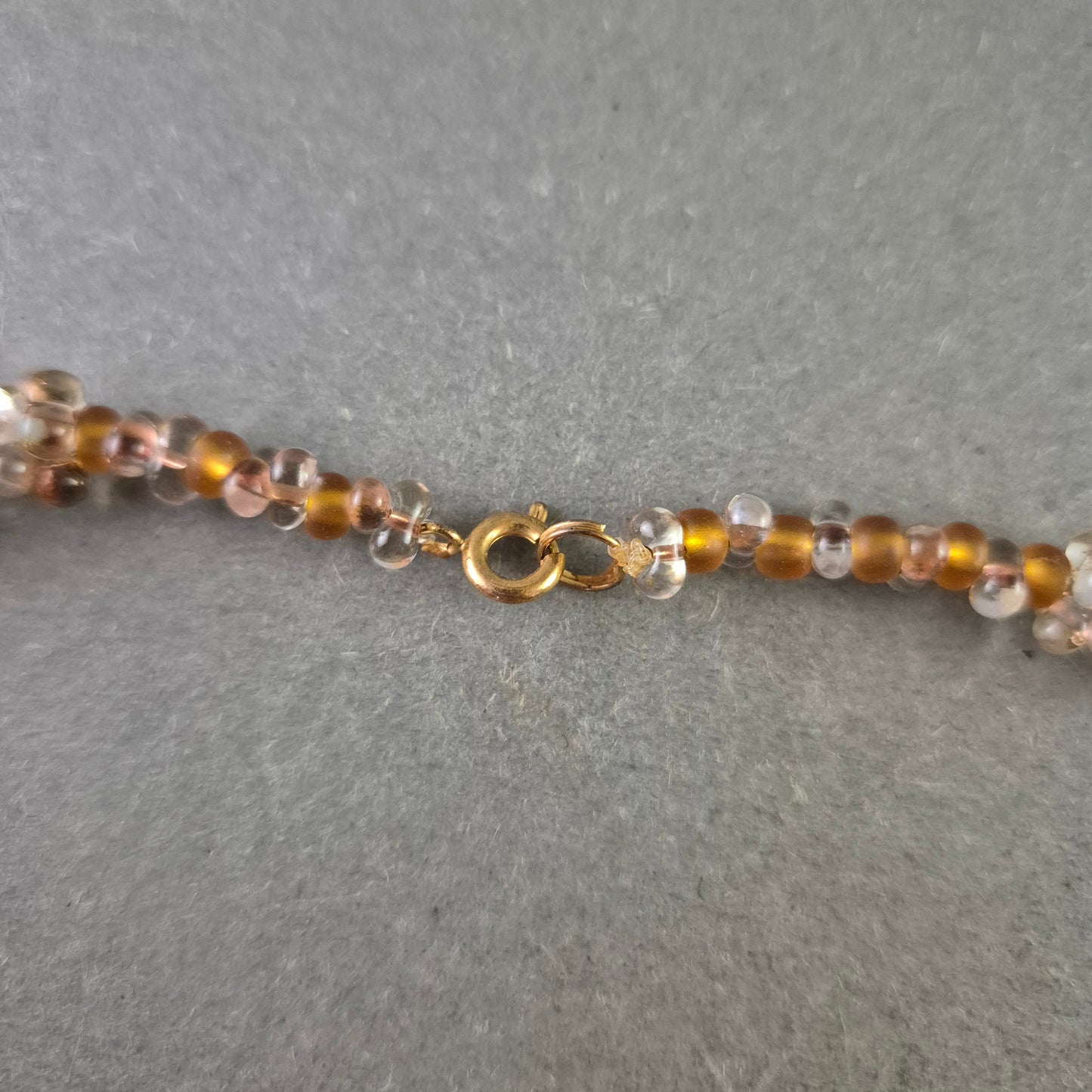 Elegante Perlen Kette mit Glasperlen – Handgefertigter Vintage Stil