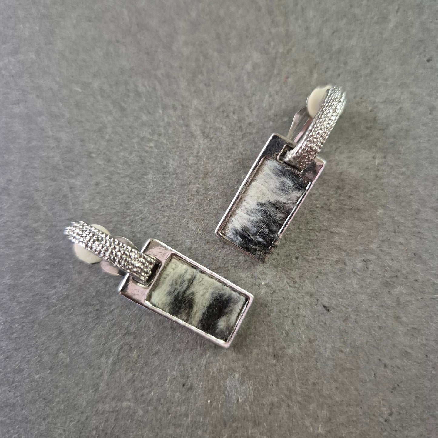 Vintage Ohrclips mit Fell-Einsatz – Elegantes Retro Design