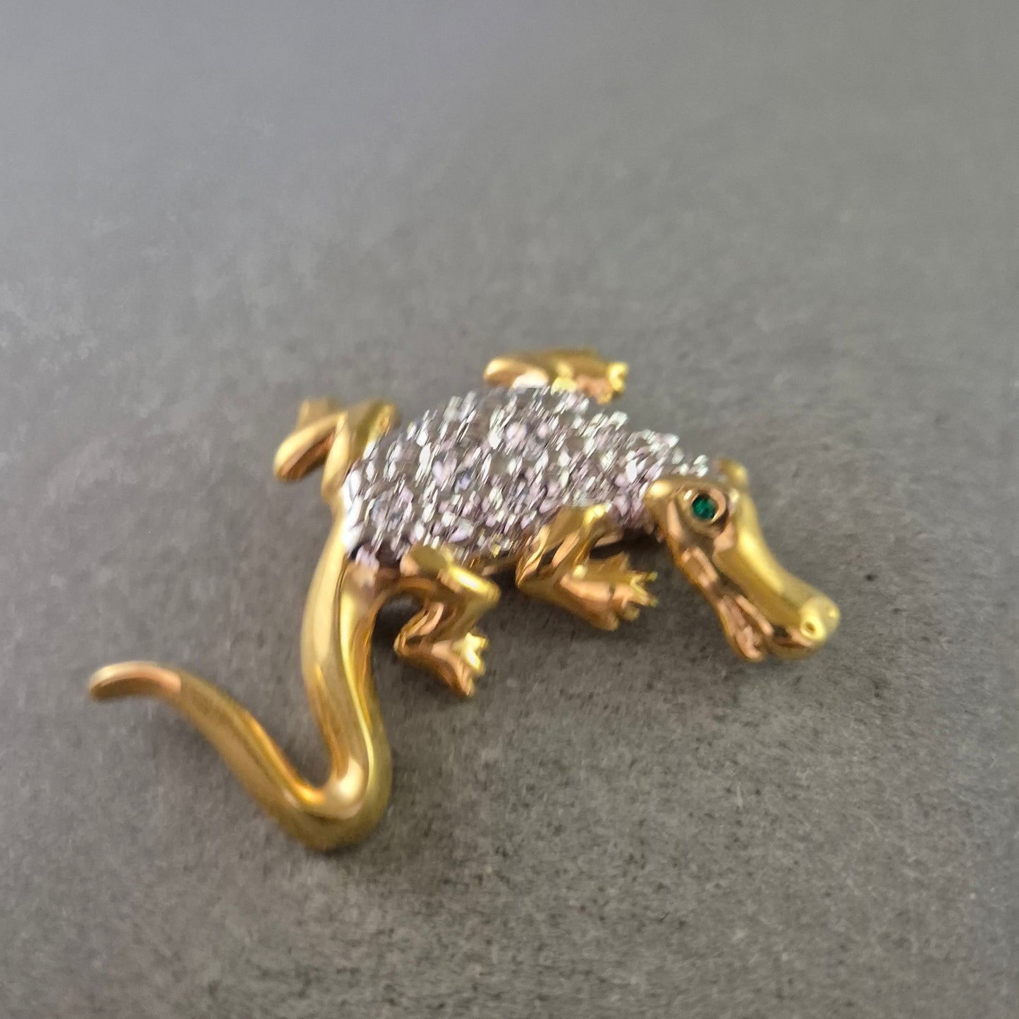 Tier Brosche Krokodil – Vergoldet mit Strass