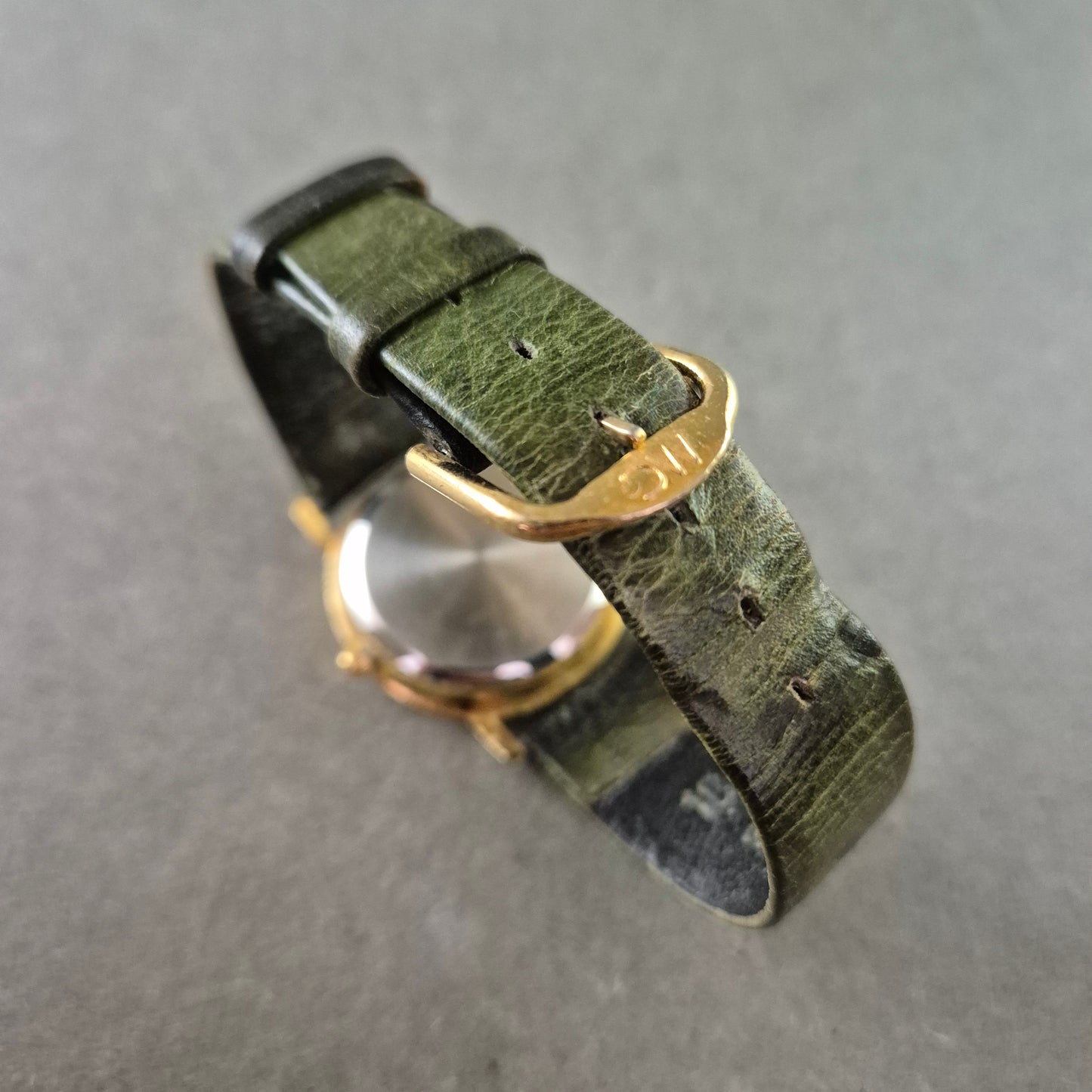 MC Damen Uhr – Quarzwerk mit grünem Lederarmband