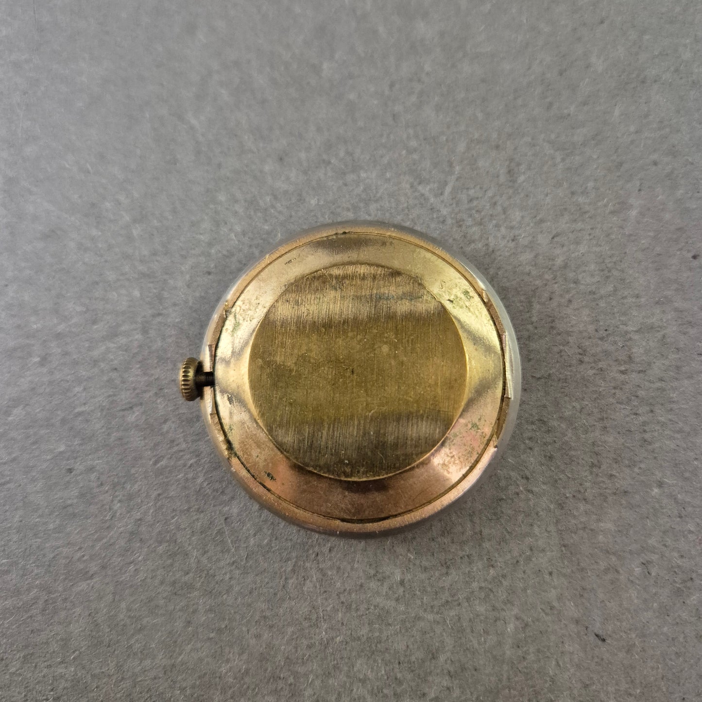 Old England Taschenuhr – Swiss Made mit römischen Ziffern