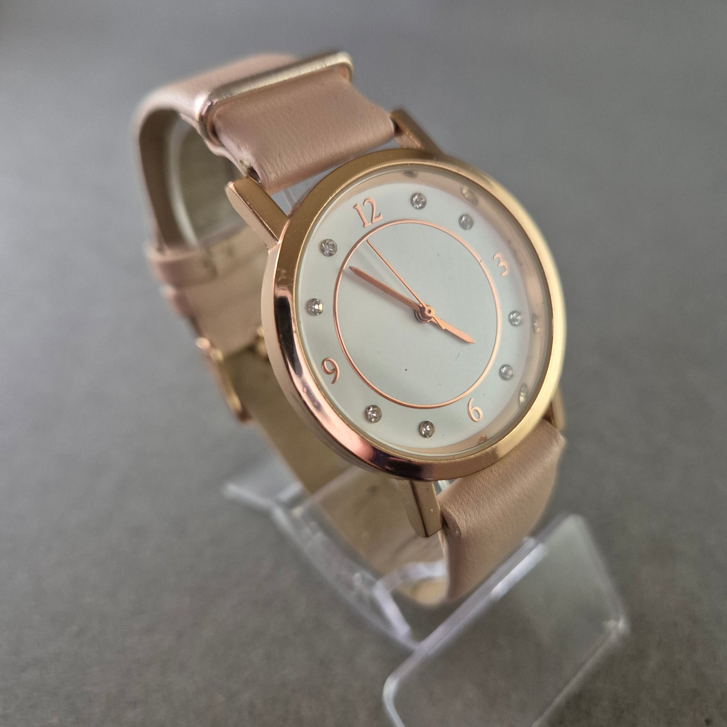 LBVYR Damen Uhr – Roségold mit Strass und Lederarmband
