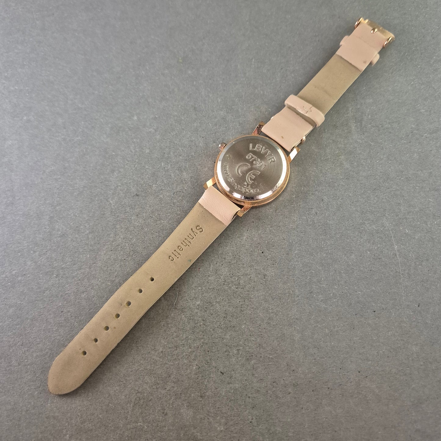 LBVYR Damen Uhr – Roségold mit Strass und Lederarmband