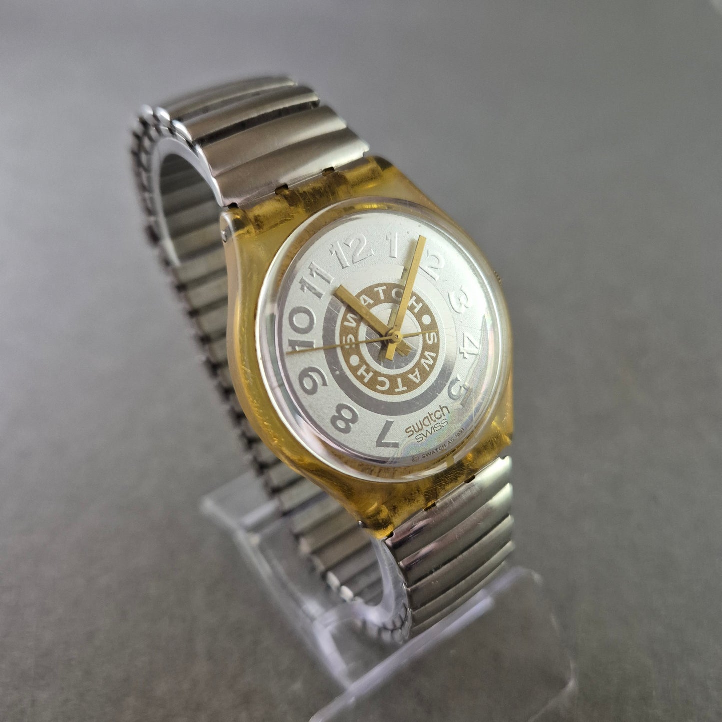 Swatch Herren Uhr – Vintage Design mit Edelstahlarmband