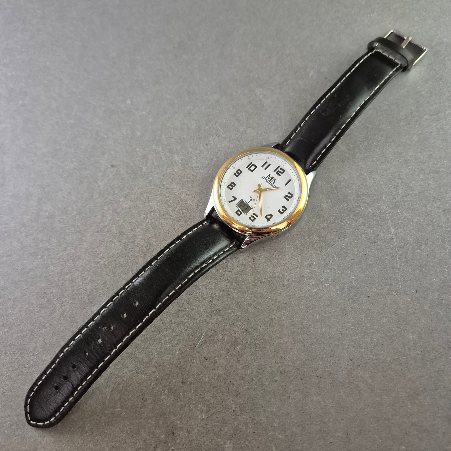 Meister Anker Herren Funkuhr – Lederarmband & Digitalanzeige