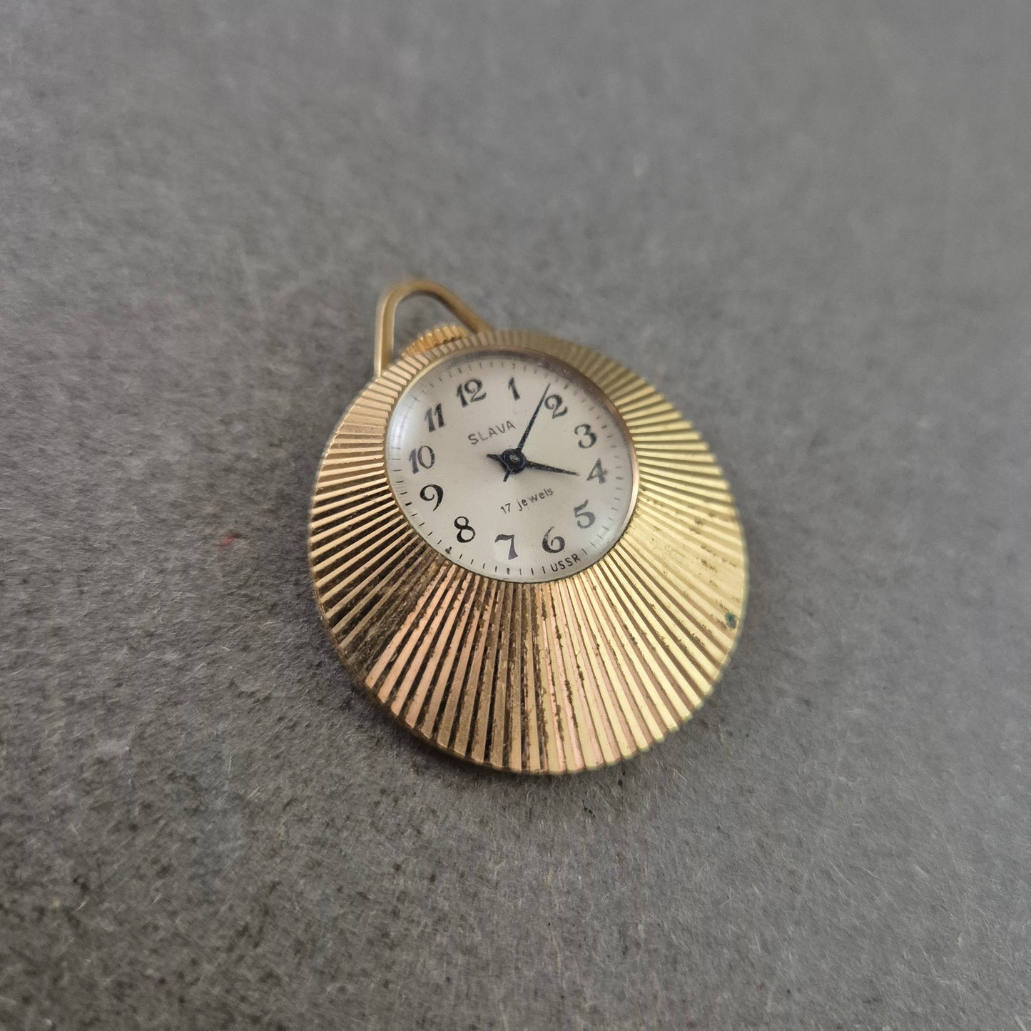 Slava Anhängeruhr – Vintage USSR Handaufzug 17 Jewels
