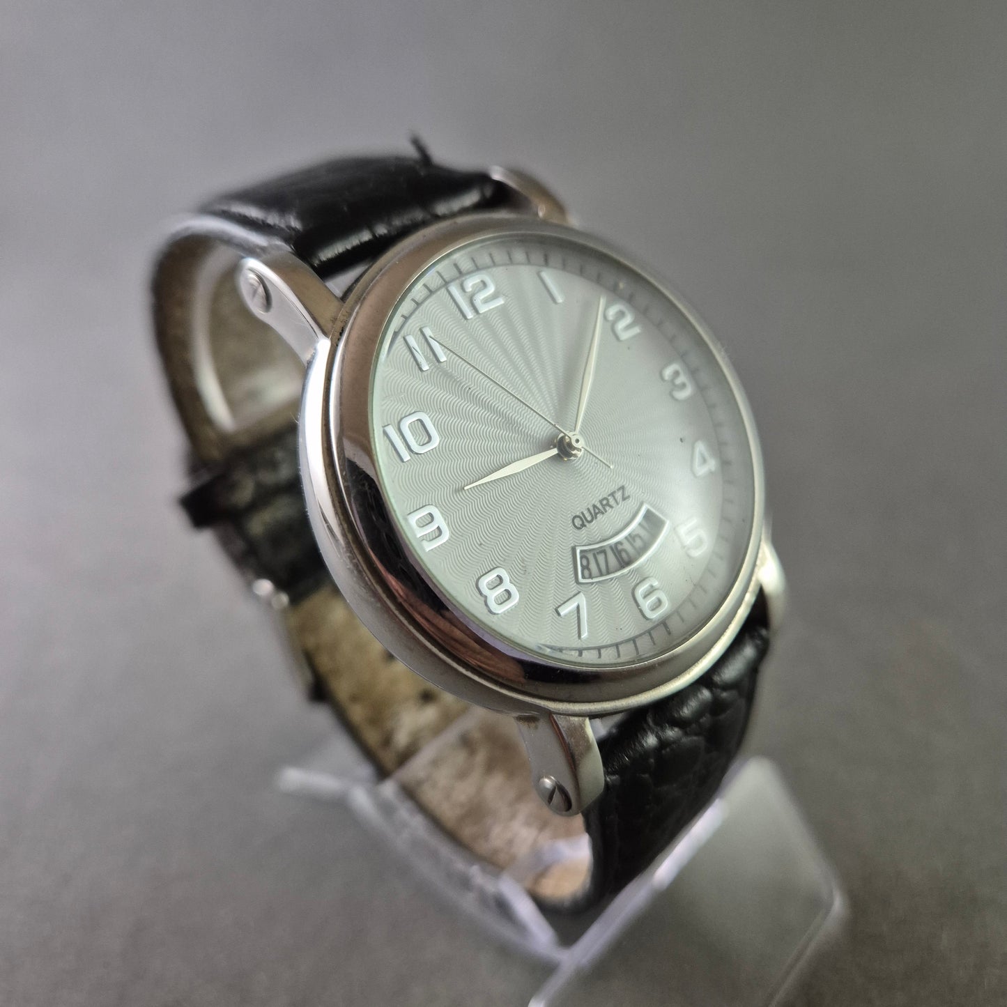 Klassische Herren Uhr – Weißes Zifferblatt mit Datumsanzeige