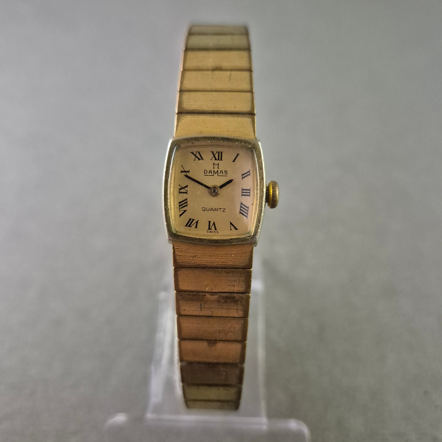 Damas Damen Uhr – Vergoldete Quarzarmbanduhr mit römischen Ziffern