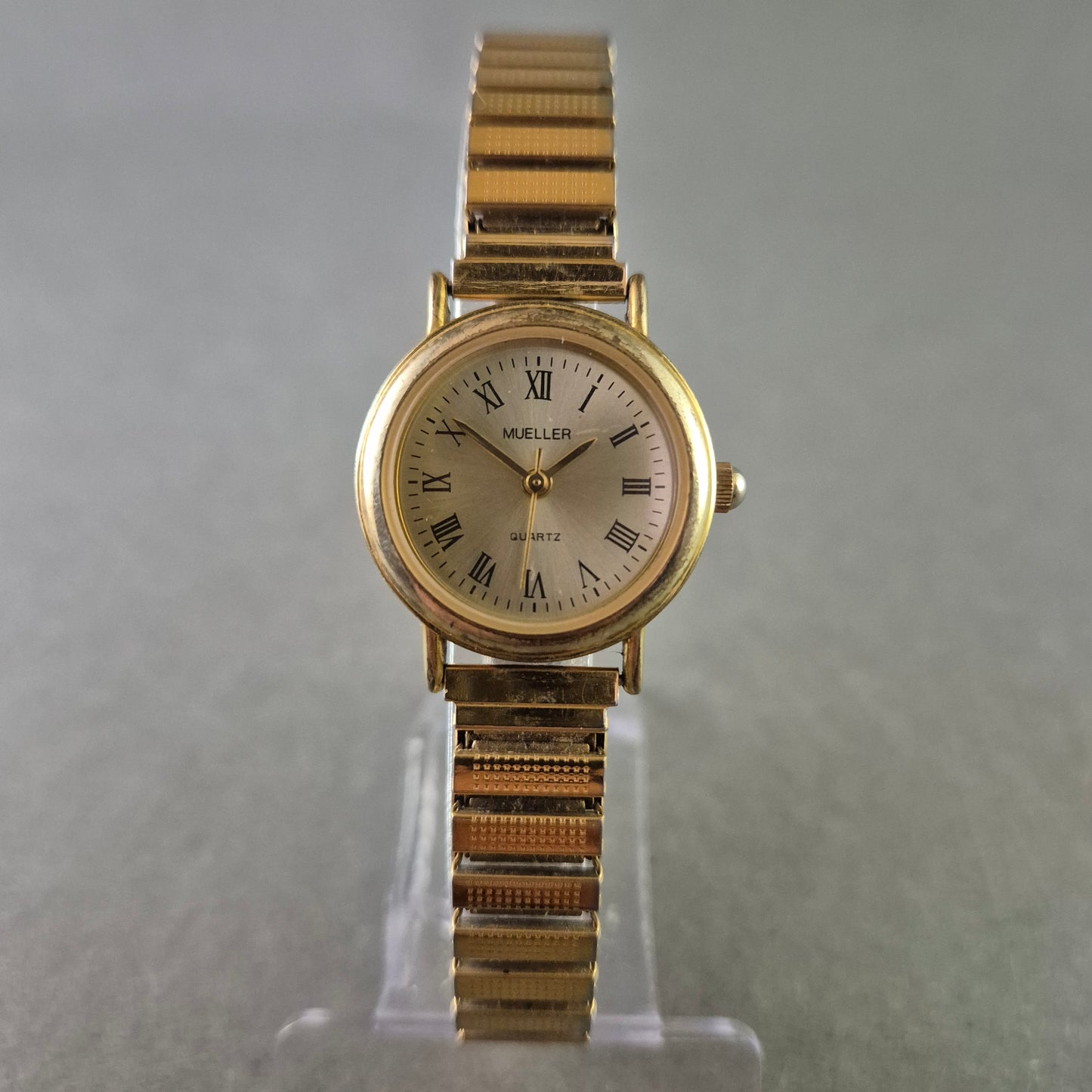 Mueller Damen Uhr – Vergoldete Quarzarmbanduhr mit römischen Ziffern