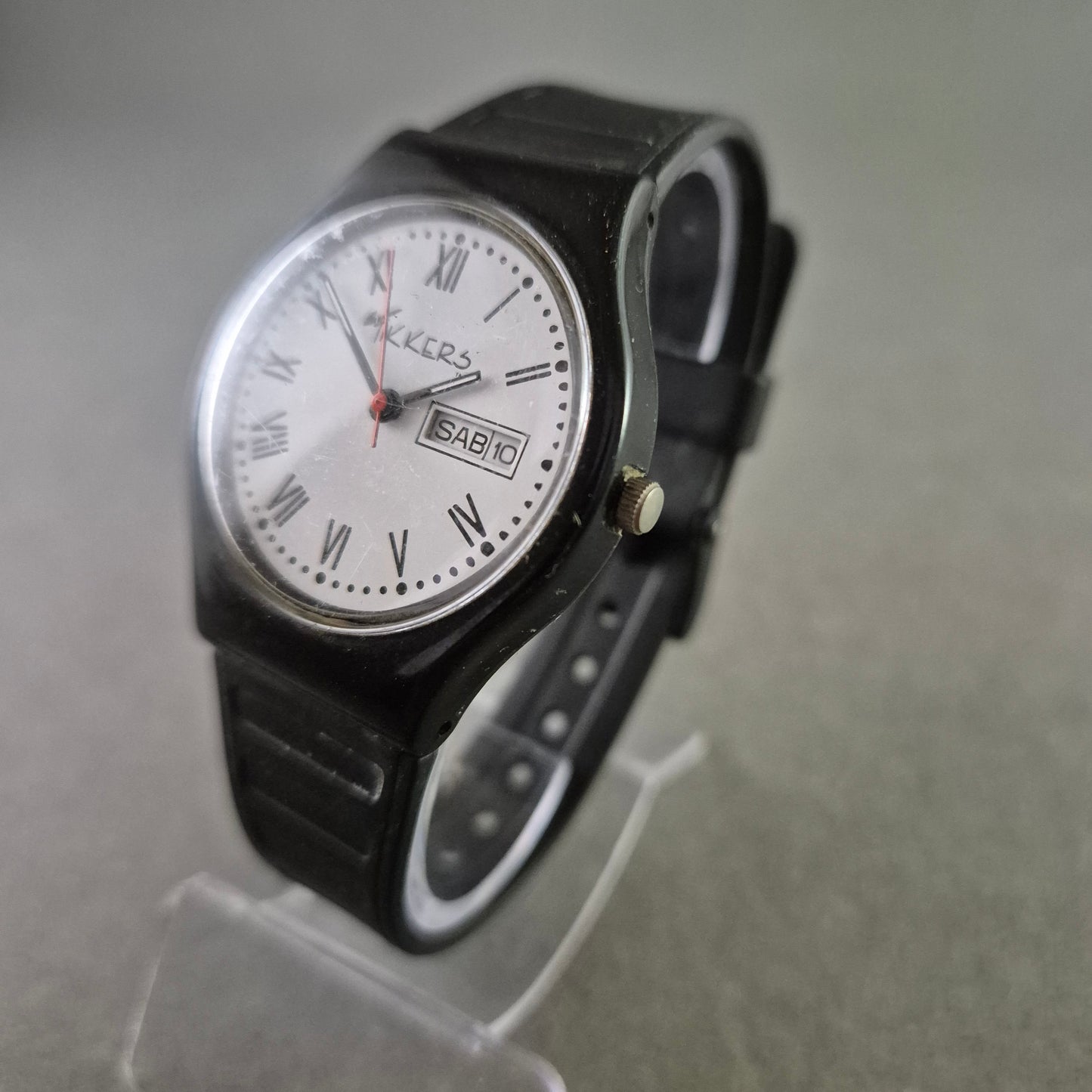 Klassische Tikkers Herren Uhr – Römisches Zifferblatt & Tagesanzeige