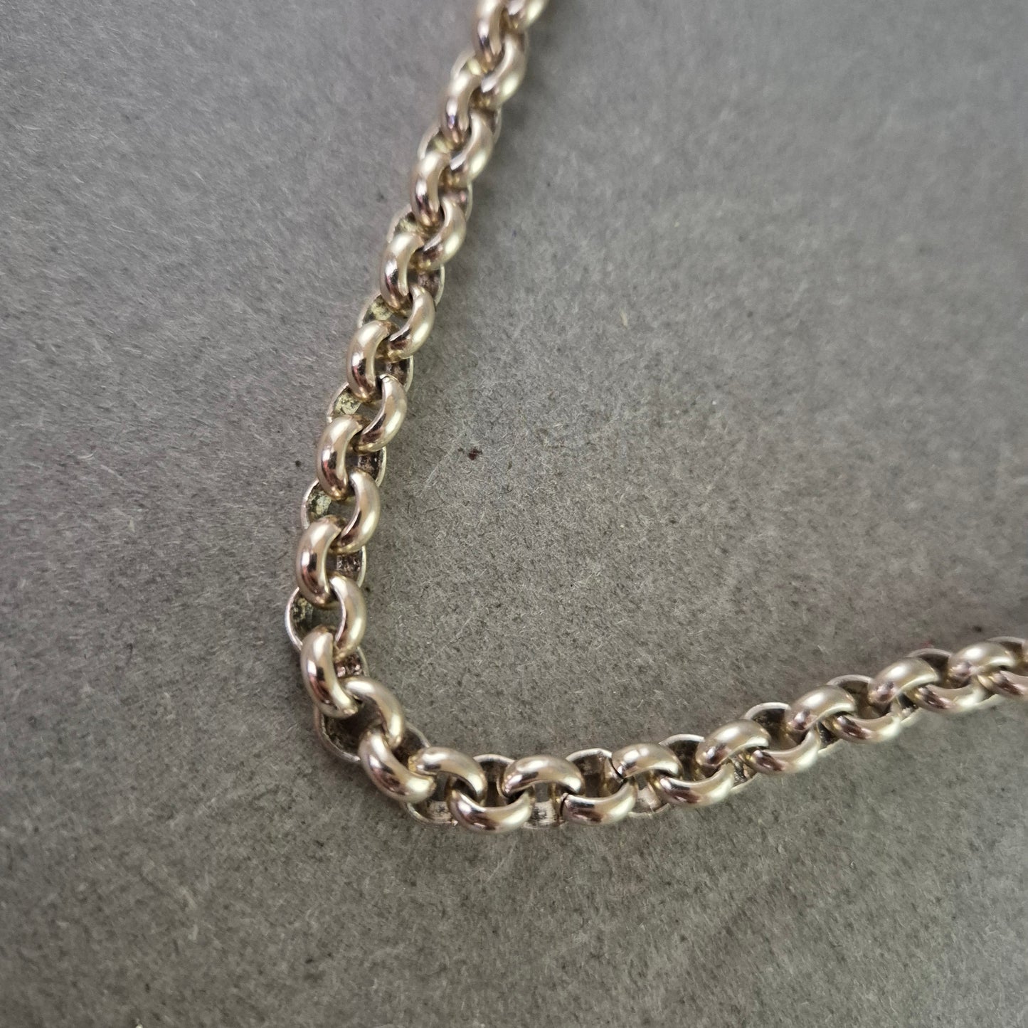 Massive Kette im Panzer Design – Silberfarben Klassisch