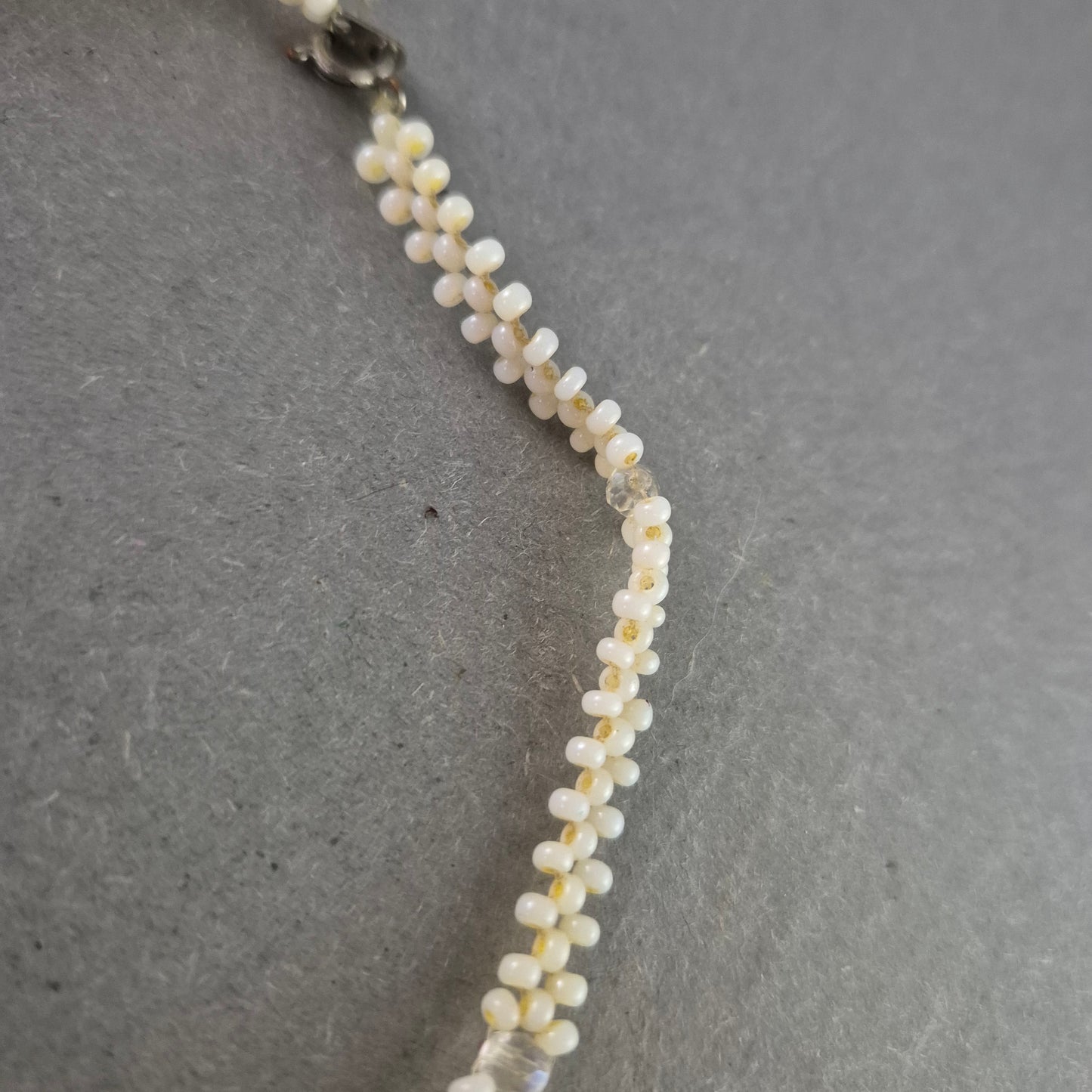 Perlen Kette in Cremefarben – Zartes Vintage Design