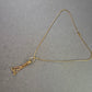 Goldfarbene Kette mit Quasten Anhänger – Stilvoller Vintage Look