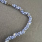 Blaue Perlen Kette mit gedrehtem Muster – Vintage Schmuck