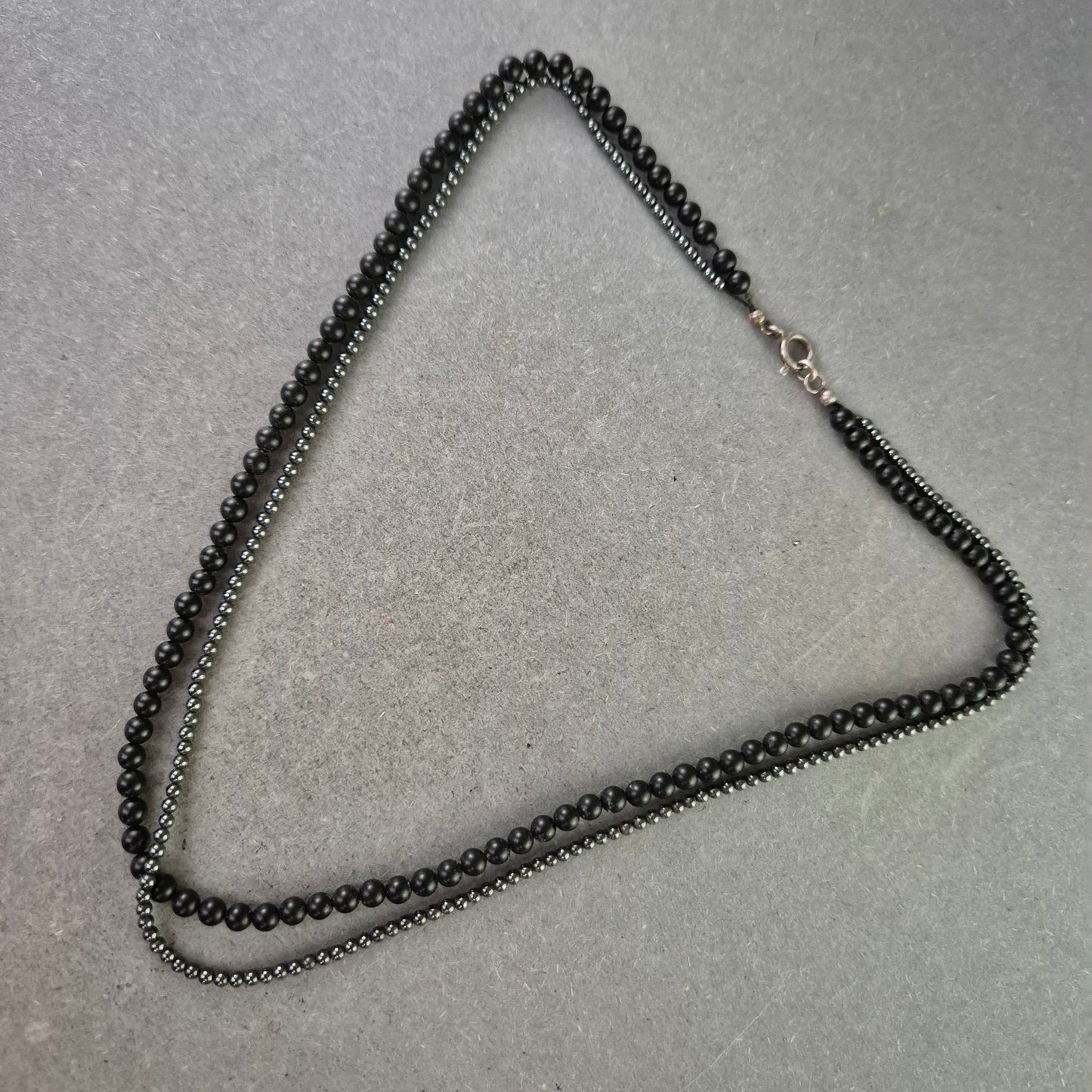 Doppelstrang Kette in Schwarz und Silberoptik – Eleganter Look