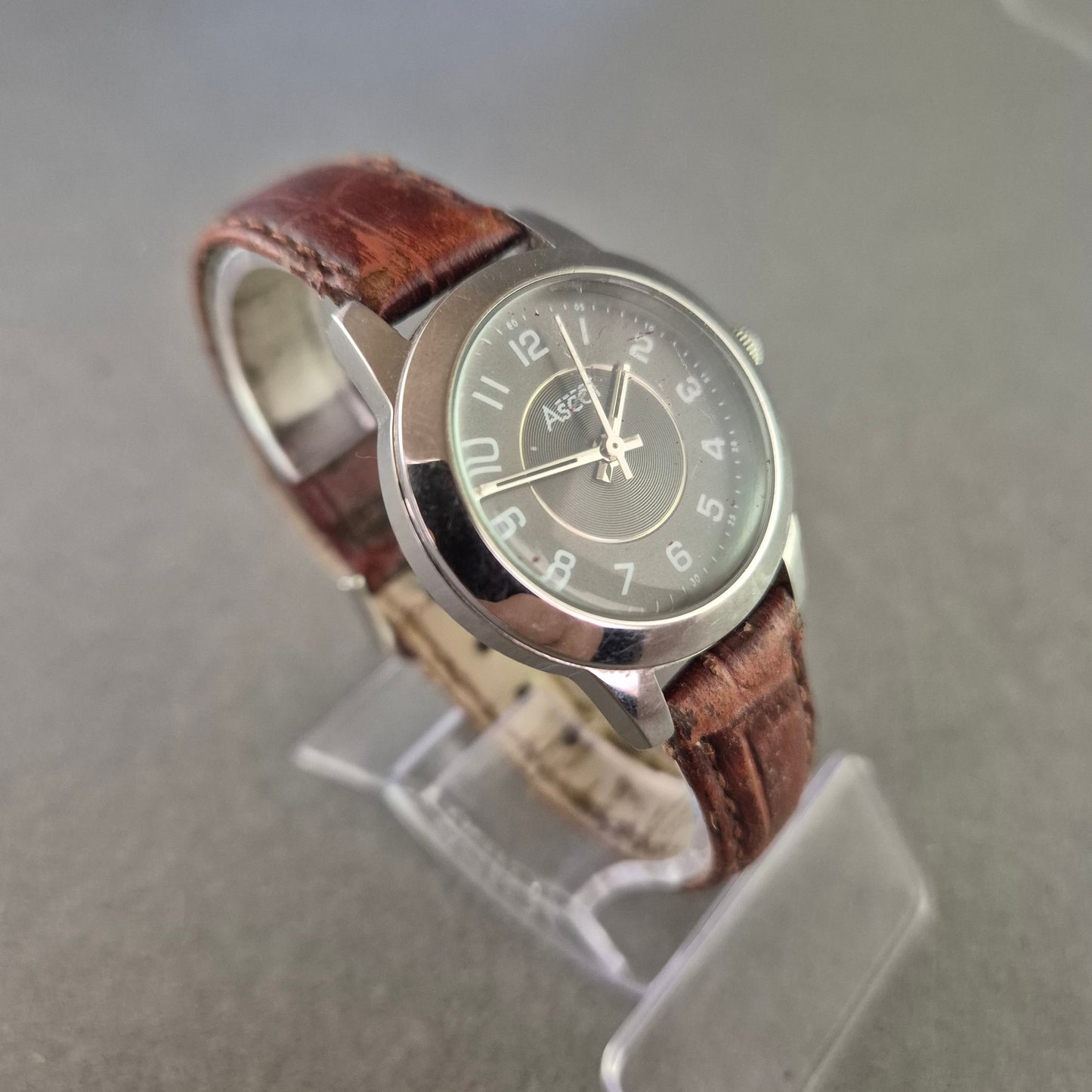 Ascot Herren Uhr mit braunem Lederarmband – Klassisches Design