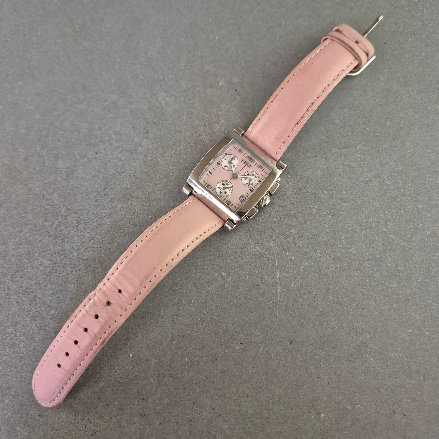 Esprit Damen Uhr mit rosa Lederarmband – Chronograph im modernen Look