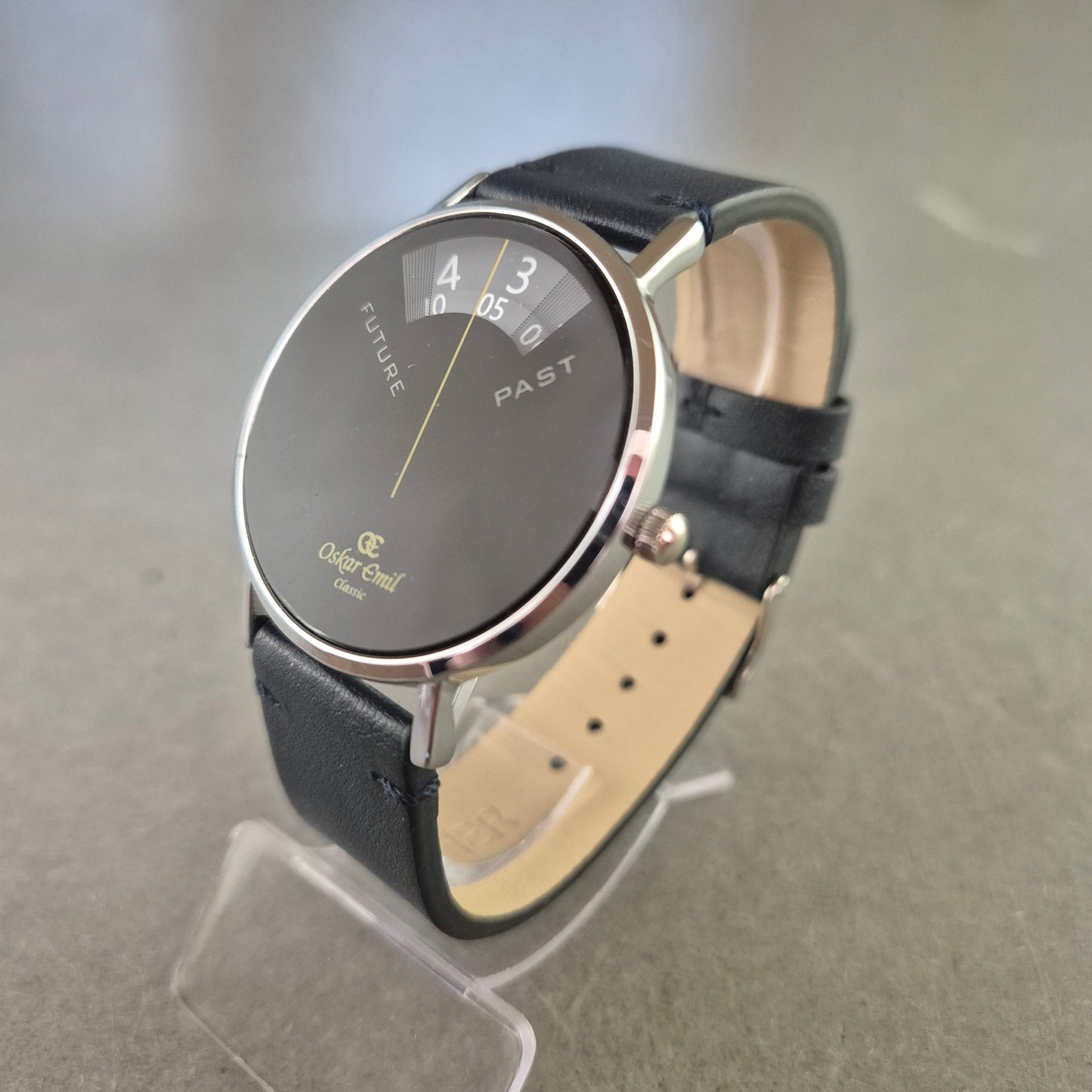 Oskar Emil Herren Uhr „Mystic Classic“ – Moderne Retro-Anzeige