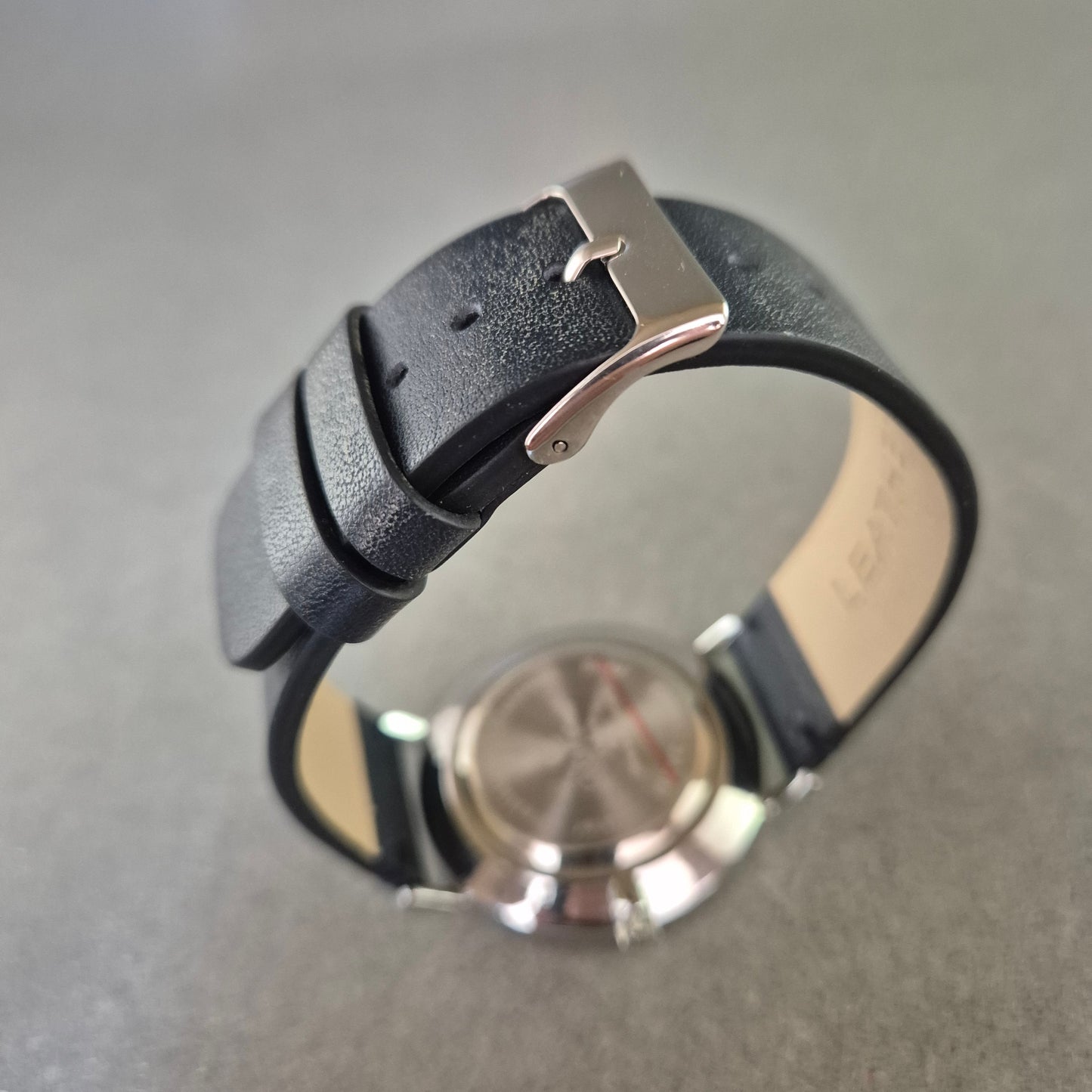 Oskar Emil Herren Uhr „Mystic Classic“ – Moderne Retro-Anzeige