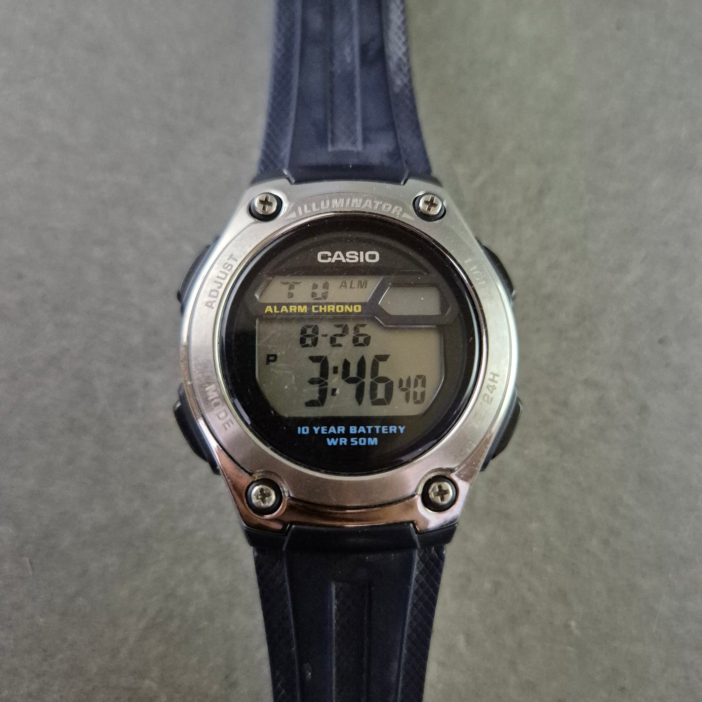 Casio Herren Uhr W-211 – Digitale Armbanduhr mit Chronograph