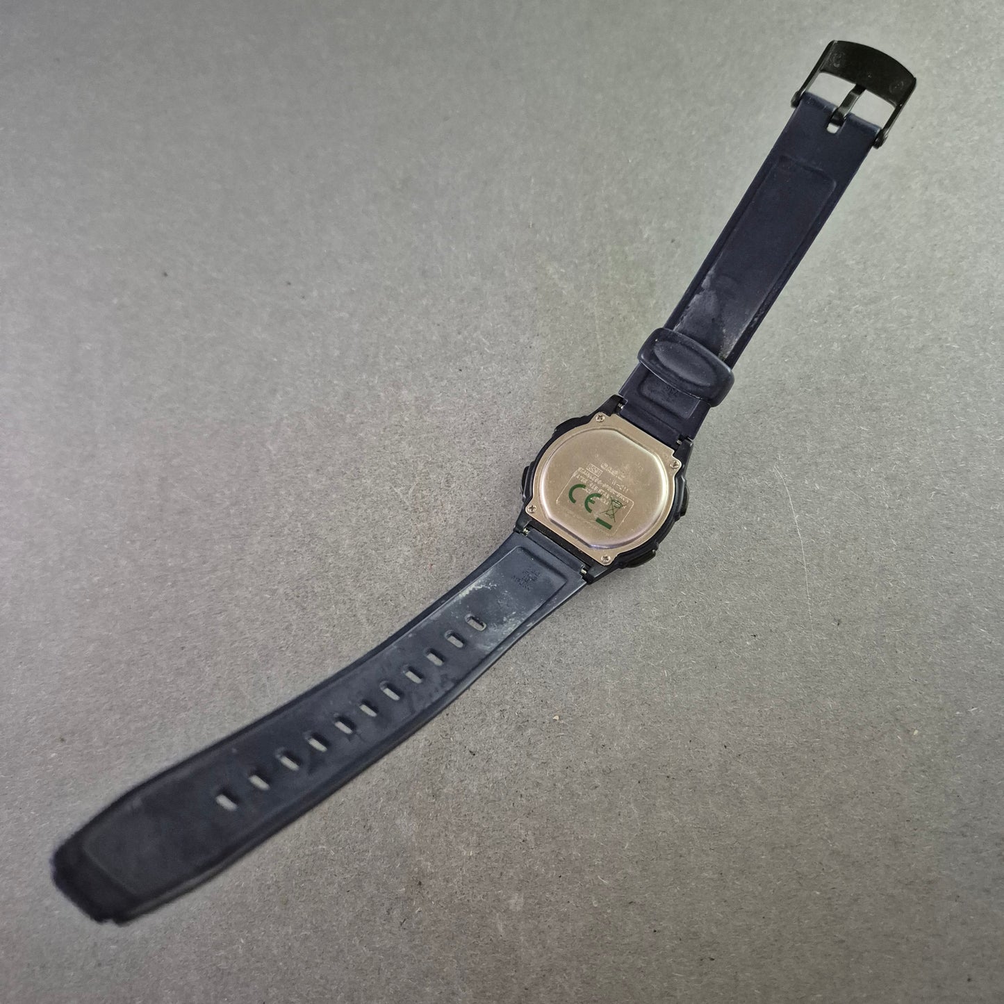 Casio Herren Uhr W-211 – Digitale Armbanduhr mit Chronograph